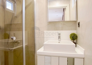 شقة 4 + 2 مجدده عالي الجودة في منطقة لارا