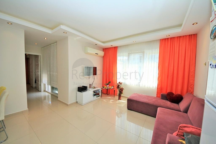 مناسبة للمستثمرين - شقة غرفة وصالة ضمن مجمع فاخر- في منطقة اوبا / الانيا 