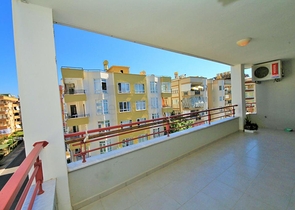 مناسبة للمستثمرين - شقة غرفة وصالة ضمن مجمع فاخر- في منطقة اوبا / الانيا 