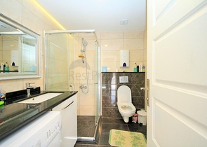 مناسبة للمستثمرين - شقة غرفة وصالة ضمن مجمع فاخر- في منطقة اوبا / الانيا 