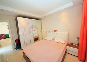 مناسبة للمستثمرين - شقة غرفة وصالة ضمن مجمع فاخر- في منطقة اوبا / الانيا 