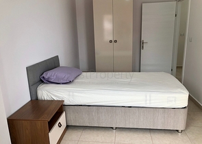 فيلا مستقلة -مسبح خاص - 5 غرف وصالة - مركز الانيا