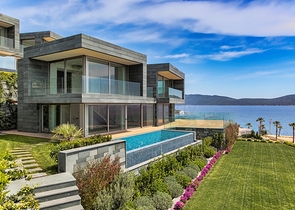 فيلات تطل على القلعة الرئيسية في بودروم وجزر كوس وكارادا