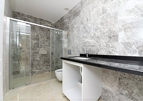 شقة غرفتين وصالة - ضمن مجمع حديث - في مركز الانيا 