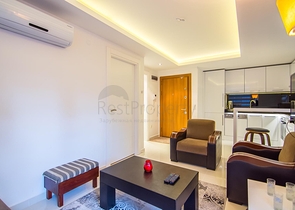 في مركز الانيا - بعيدة 150 متر عن البحر - شقة 1+1- مناسبة للاستثمار 