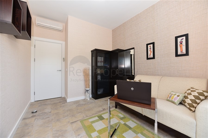 دوبلكس انيقة - اطلالة مفتوحة - اثاث فاخر - في منطقة كوناكلي / الانيا 