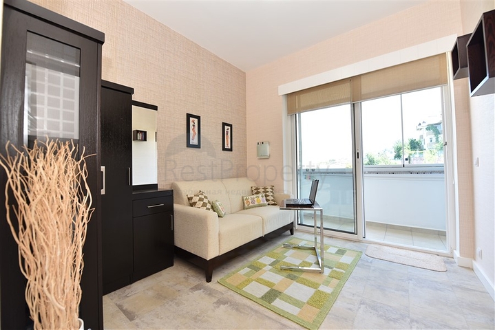 دوبلكس انيقة - اطلالة مفتوحة - اثاث فاخر - في منطقة كوناكلي / الانيا 