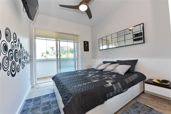 دوبلكس انيقة - اطلالة مفتوحة - اثاث فاخر - في منطقة كوناكلي / الانيا 