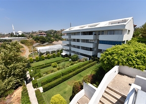 دوبلكس انيقة - اطلالة مفتوحة - اثاث فاخر - في منطقة كوناكلي / الانيا 