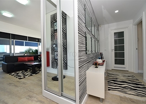 دوبلكس انيقة - اطلالة مفتوحة - اثاث فاخر - في منطقة كوناكلي / الانيا 