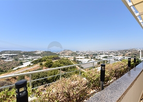 دوبلكس انيقة - اطلالة مفتوحة - اثاث فاخر - في منطقة كوناكلي / الانيا 