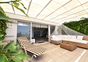 دوبلكس انيقة - اطلالة مفتوحة - اثاث فاخر - في منطقة كوناكلي / الانيا 