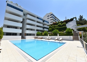 دوبلكس انيقة - اطلالة مفتوحة - اثاث فاخر - في منطقة كوناكلي / الانيا 