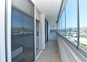 دوبلكس انيقة - اطلالة مفتوحة - اثاث فاخر - في منطقة كوناكلي / الانيا 