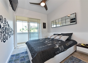 دوبلكس انيقة - اطلالة مفتوحة - اثاث فاخر - في منطقة كوناكلي / الانيا 