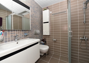 دوبلكس انيقة - اطلالة مفتوحة - اثاث فاخر - في منطقة كوناكلي / الانيا 