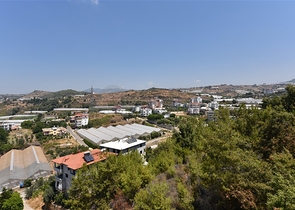 دوبلكس انيقة - اطلالة مفتوحة - اثاث فاخر - في منطقة كوناكلي / الانيا 