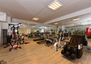 دوبلكس انيقة - اطلالة مفتوحة - اثاث فاخر - في منطقة كوناكلي / الانيا 