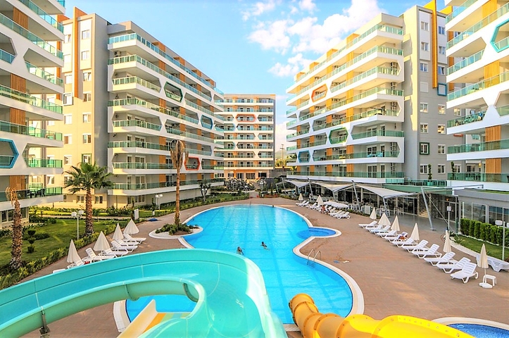 دوبلكس فاخرة -ضمن مجمع 5 نجوم - في افسلار / الانيا 