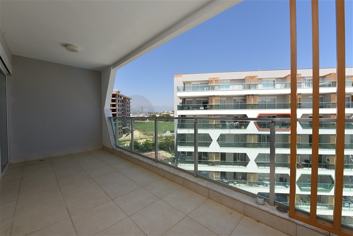 دوبلكس فاخرة -ضمن مجمع 5 نجوم - في افسلار / الانيا 