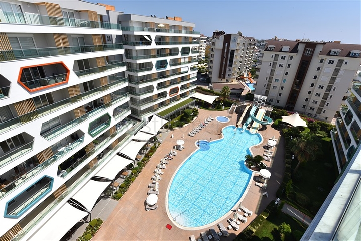 دوبلكس فاخرة -ضمن مجمع 5 نجوم - في افسلار / الانيا 