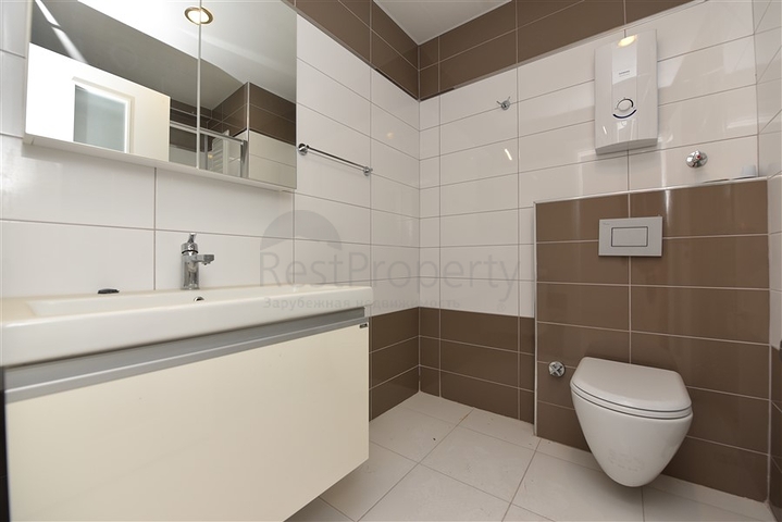 دوبلكس فاخرة -ضمن مجمع 5 نجوم - في افسلار / الانيا 