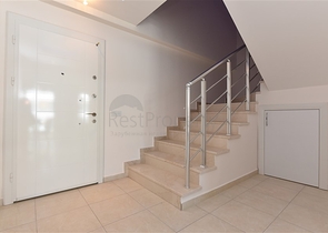 دوبلكس فاخرة -ضمن مجمع 5 نجوم - في افسلار / الانيا 