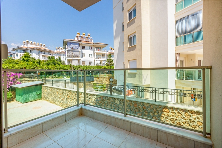 مجمع عائلي يضم كافة الخدمات -شقة فاخرة 2 غرفة وصالة - ضمن منطقة اوبا الراقية / الانيا 