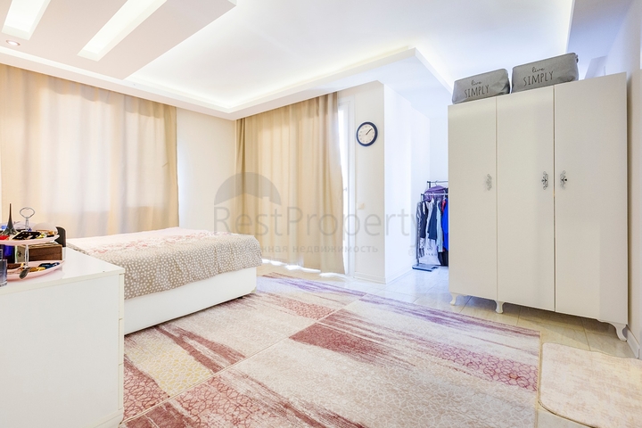 مجمع عائلي يضم كافة الخدمات -شقة فاخرة 2 غرفة وصالة - ضمن منطقة اوبا الراقية / الانيا 