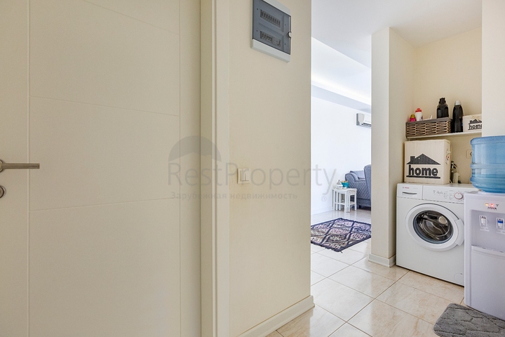 مجمع عائلي يضم كافة الخدمات -شقة فاخرة 2 غرفة وصالة - ضمن منطقة اوبا الراقية / الانيا 