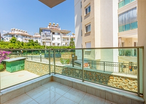 مجمع عائلي يضم كافة الخدمات -شقة فاخرة 2 غرفة وصالة - ضمن منطقة اوبا الراقية / الانيا 