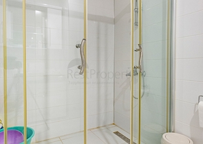 مجمع عائلي يضم كافة الخدمات -شقة فاخرة 2 غرفة وصالة - ضمن منطقة اوبا الراقية / الانيا 