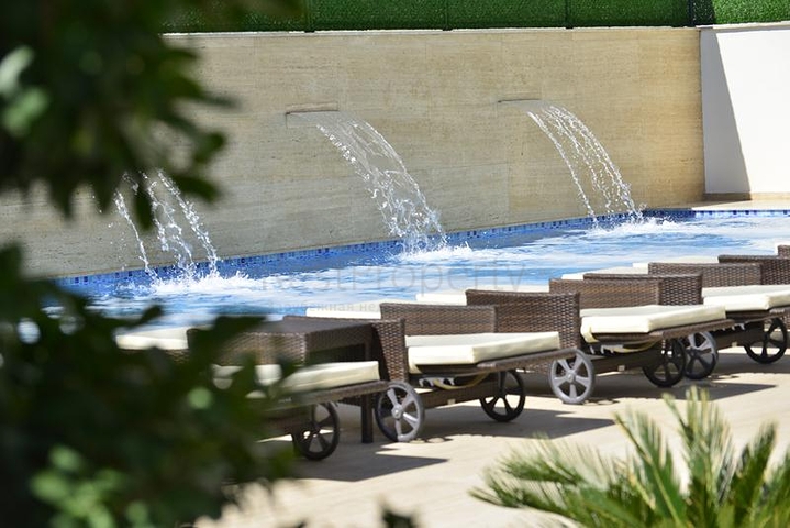 قريبة من البحر - شقة مفروشة من تصميم 1+1 - في منطقة اوبا / الانيا 