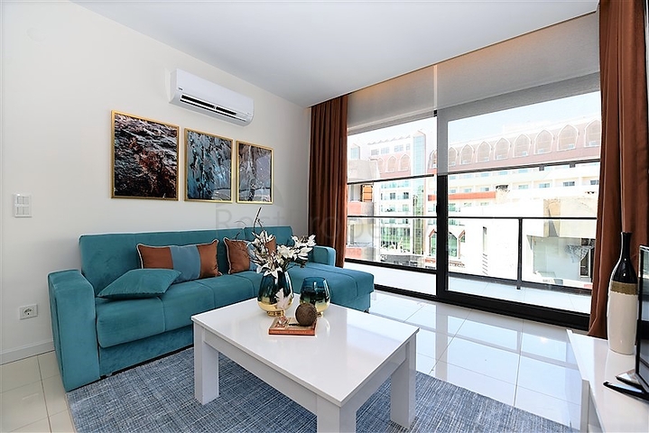 قريبة من البحر - شقة مفروشة من تصميم 1+1 - في منطقة اوبا / الانيا 