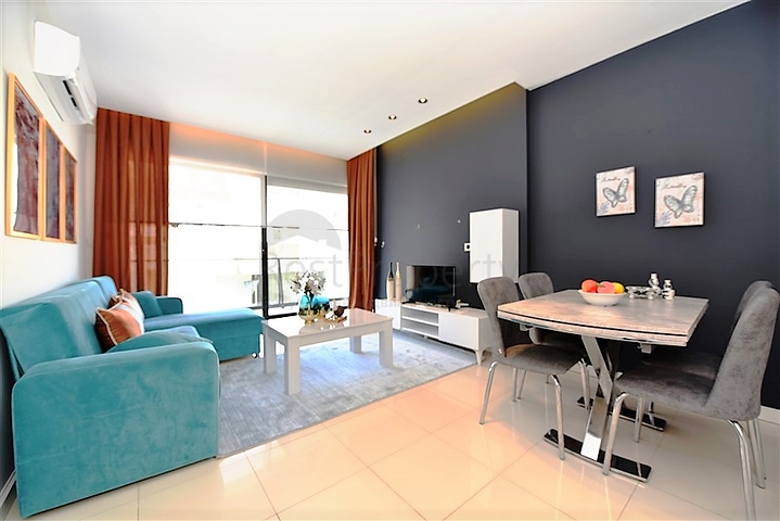 قريبة من البحر - شقة مفروشة من تصميم 1+1 - في منطقة اوبا / الانيا 