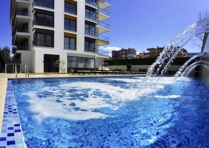 قريبة من البحر - شقة مفروشة من تصميم 1+1 - في منطقة اوبا / الانيا 