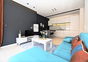 قريبة من البحر - شقة مفروشة من تصميم 1+1 - في منطقة اوبا / الانيا 