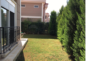 فيلا منفصلة 5 + 1 مع أثاث في مجمع في Döshemealti