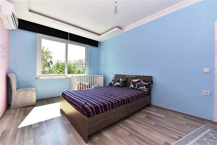 مجمع فاخر - شقة مفروشة من تصميم 1+2 غرفتين وصالة - مهموتلار / الانيا 