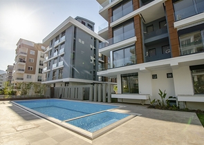 شقة 2 + 1 مع اثاث في ليمان كونيالتي