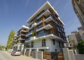 شقة 2 + 1 مع اثاث في ليمان كونيالتي