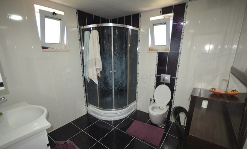 فيلا منفصلة 5 + 1 مع مسبح في Altynkol Dosemealti