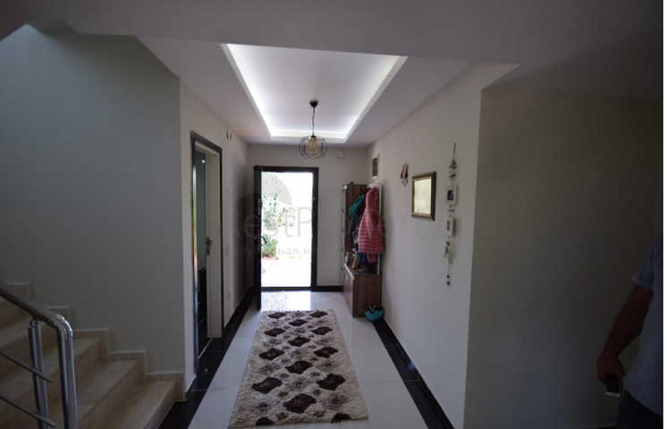 فيلا منفصلة 5 + 1 مع مسبح في Altynkol Dosemealti