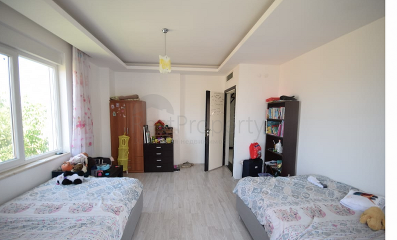 فيلا منفصلة 5 + 1 مع مسبح في Altynkol Dosemealti