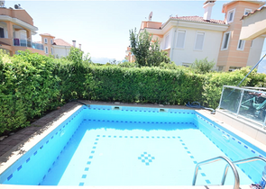 فيلا منفصلة 5 + 1 مع مسبح في Altynkol Dosemealti