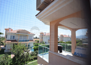 فيلا منفصلة 5 + 1 مع مسبح في Altynkol Dosemealti