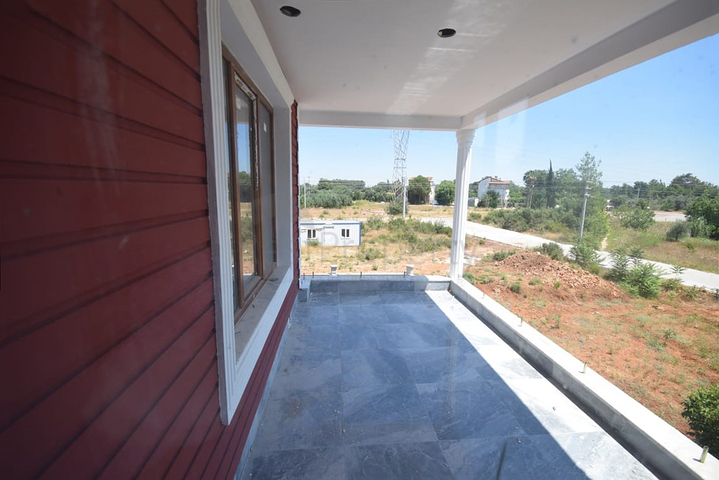 فيلا 4 + 1 مع ارض في  Dosemealti