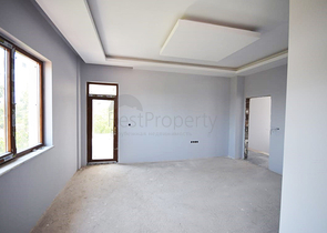 فيلا 4 + 1 مع ارض في  Dosemealti