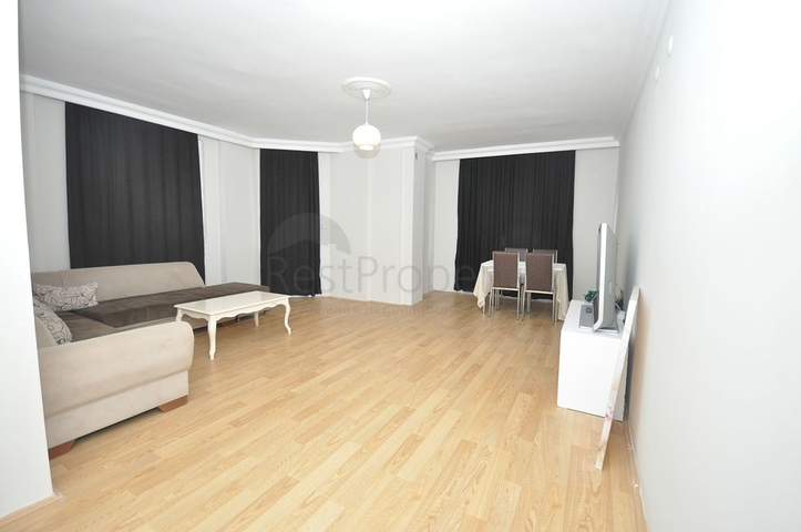 سعر منافس - شقة عائلية 2 غرفة وصالة - مطبخ منفصل - في منطقة مهموتلار / الانيا 