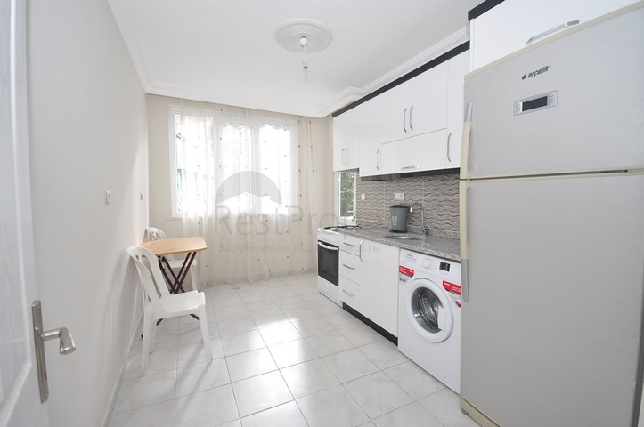 سعر منافس - شقة عائلية 2 غرفة وصالة - مطبخ منفصل - في منطقة مهموتلار / الانيا 